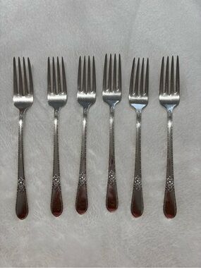 Vintage 1930 Silver-plated Forks
Adoration Pattern by 1847 Rogers
Bros. Set of 6